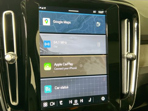 Used 2023 Volvo XC40 B5 Plus w/ Driver Assist Package image 15