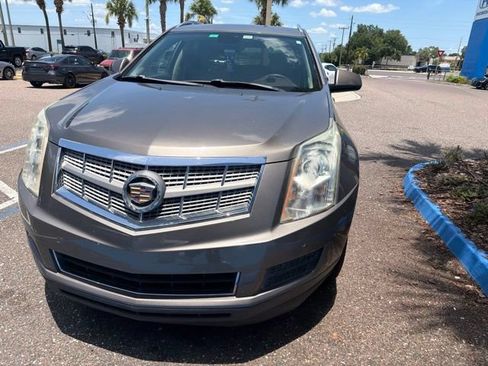 Used 2011 Cadillac SRX Luxury FWD image 16
