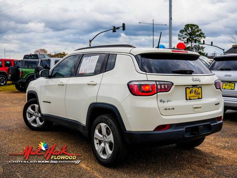 Used 2018 Jeep Compass Latitude w/ Trailer Tow Group image 4