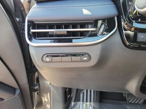 Used 2026 INFINITI QX60 Sport w/ Dark Cargo Package AWD/4WD image 7