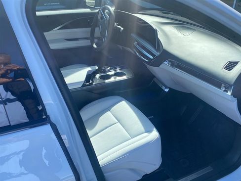 Used 2026 Cadillac Lyriq Premium Luxury w/ LPO, Floor Liner Package image 18