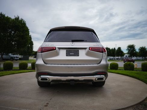 Used 2023 Mercedes-Benz GLS 450 4MATIC image 6