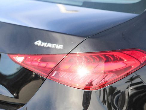 Used 2023 Mercedes-Benz C 300 4MATIC Sedan image 9
