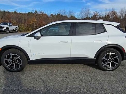 New 2026 Chevrolet Equinox EV LT w/ LPO, All-Weather Mat Package image 5