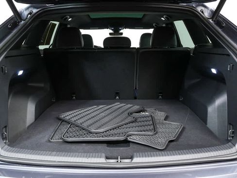 Certified 2024 Volkswagen Atlas Cross Sport SEL R-Line image 28