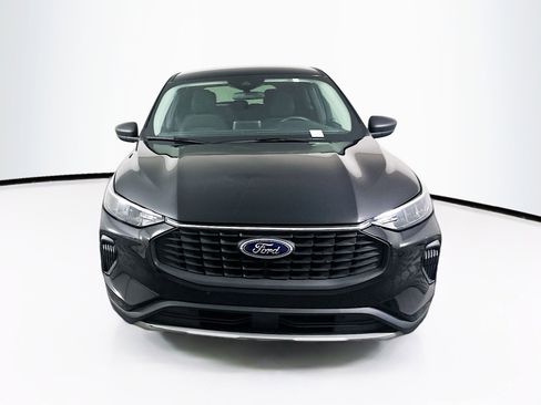 Used 2025 Ford Escape Active image 2