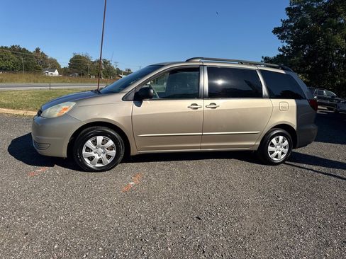Used 2005 Toyota Sienna LE image 3