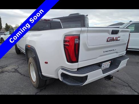 Used 2024 GMC Sierra 3500 Denali w/ Denali Reserve Package image 3