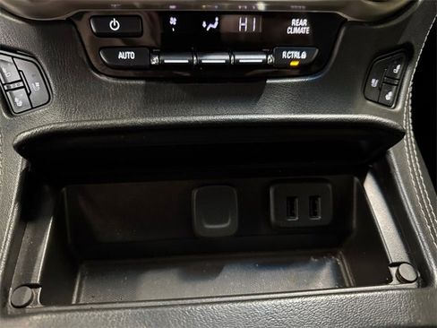 Used 2018 GMC Yukon Denali w/ Open Road Package image 16