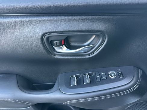 Certified 2025 Honda HR-V EX-L image 12