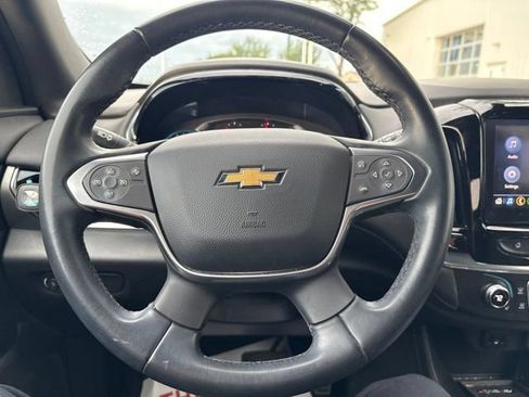 Used 2023 Chevrolet Traverse LT AWD/4WD image 13