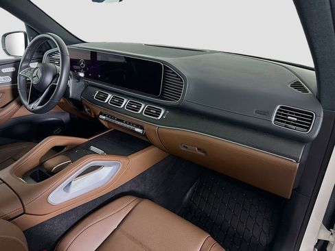 Used 2024 Mercedes-Benz GLE 350 4MATIC image 30