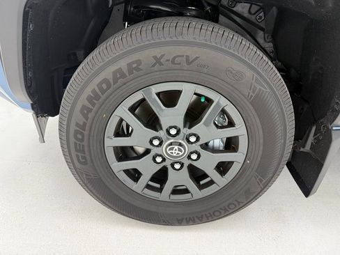 New 2025 Toyota 4Runner SR5 image 7