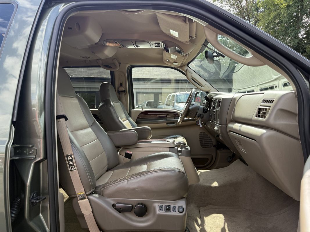 Used 2003 Ford Excursion Eddie Bauer AWD/4WD image 11