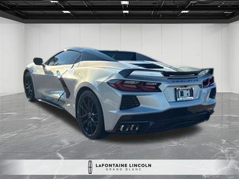 Used 2024 Chevrolet Corvette Stingray Preferred Conv w/ Z51 Performance Package RWD image 5