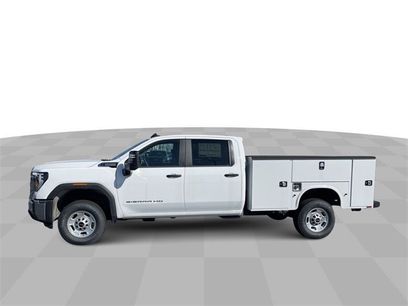 New 2024 GMC Sierra 2500 Pro w/ Convenience Package