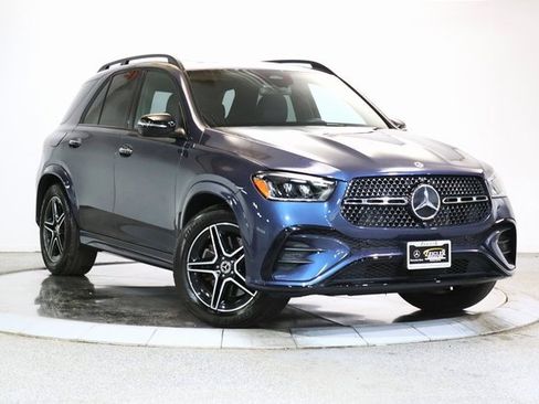 Used 2024 Mercedes-Benz GLE 450 4MATIC w/ AMG Line Exterior image 1