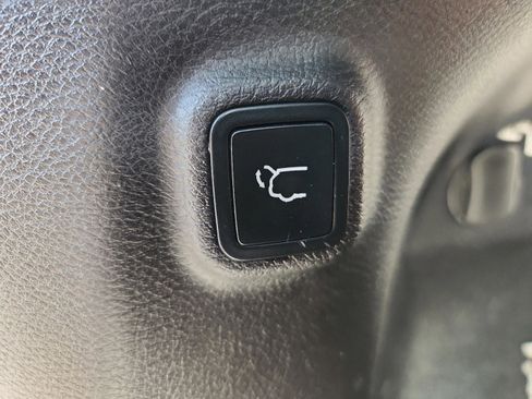 Certified 2019 Jeep Cherokee Limited image 27