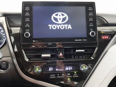 Used 2022 Toyota Camry XLE AWD/4WD image 22