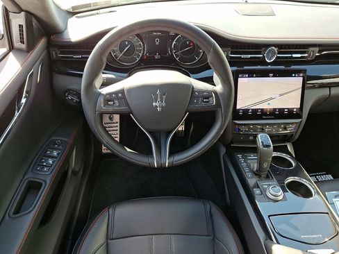 Used 2024 Maserati Quattroporte Modena Ultima Q4 AWD/4WD image 12