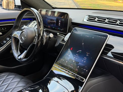 Certified 2022 Mercedes-Benz S 580 4MATIC Sedan image 19