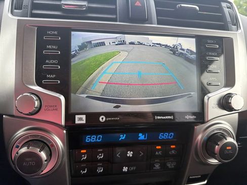 Used 2020 Toyota 4Runner Limited AWD/4WD image 19