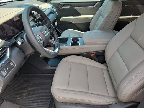 New 2026 GMC Acadia Elevation w/ Elevation Premium Package image 10