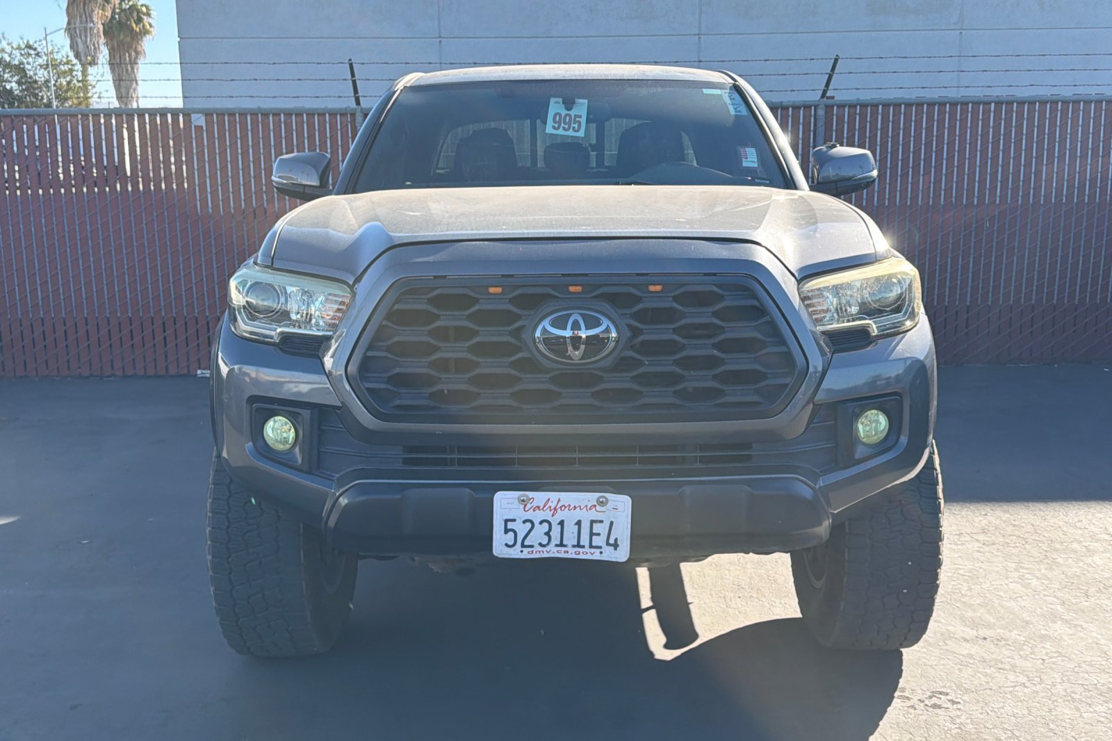 Used 2016 Toyota Tacoma TRD Off-Road w/ Towing Package RWD image 3
