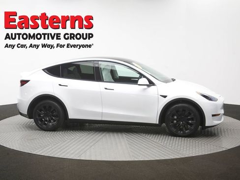 Used 2023 Tesla Model Y Long Range AWD/4WD image 42