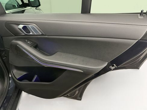 Used 2022 BMW X5 xDrive40i w/ Premium Package image 33