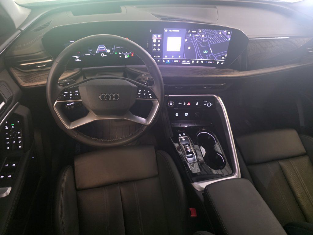Certified 2025 Audi Q5 Premium AWD/4WD image 28