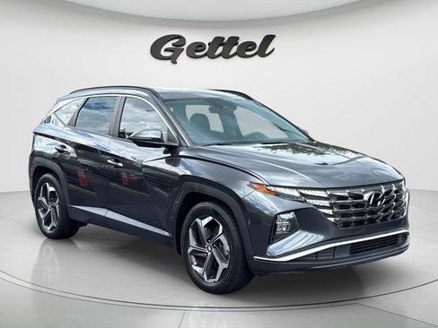 Used 2022 Hyundai Tucson SEL w/ Convenience + Premium Package FWD image 2