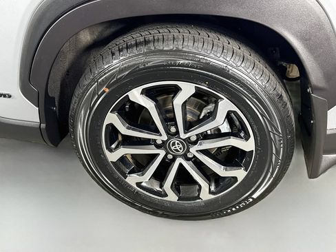 Used 2023 Toyota Corolla Cross AWD Hybrid image 31