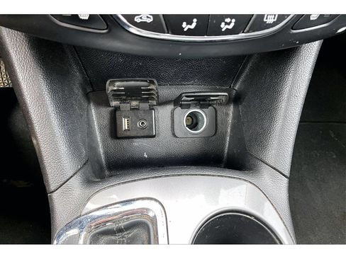 Used 2018 Chevrolet Cruze LT w/ Convenience Package FWD image 27