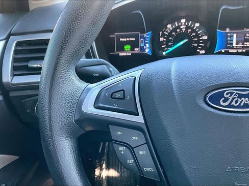 Used 2018 Ford Fusion S image 17