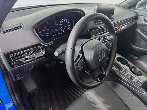 Used 2023 Honda Civic Sport image 18