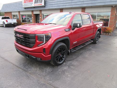 Used 2023 GMC Sierra 1500 Elevation w/ Elevation Premium Package image 4