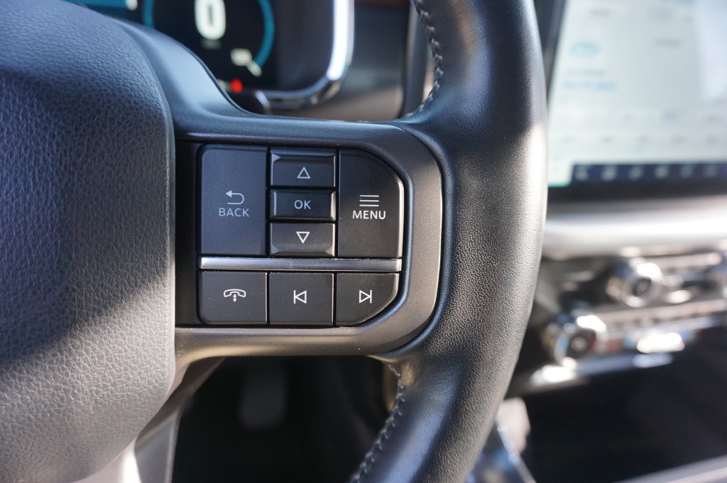 Used 2022 Ford F150 Lariat AWD/4WD image 9