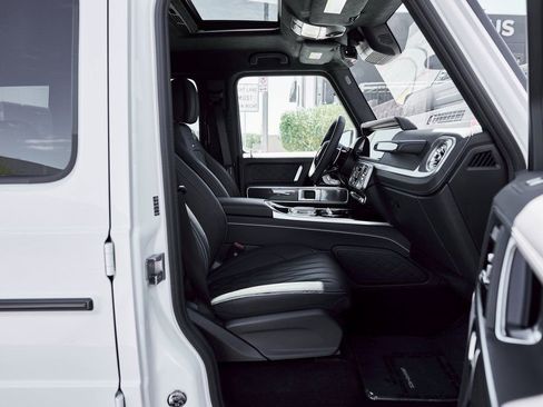 Used 2026 Mercedes-Benz G 63 AMG 4MATIC image 27