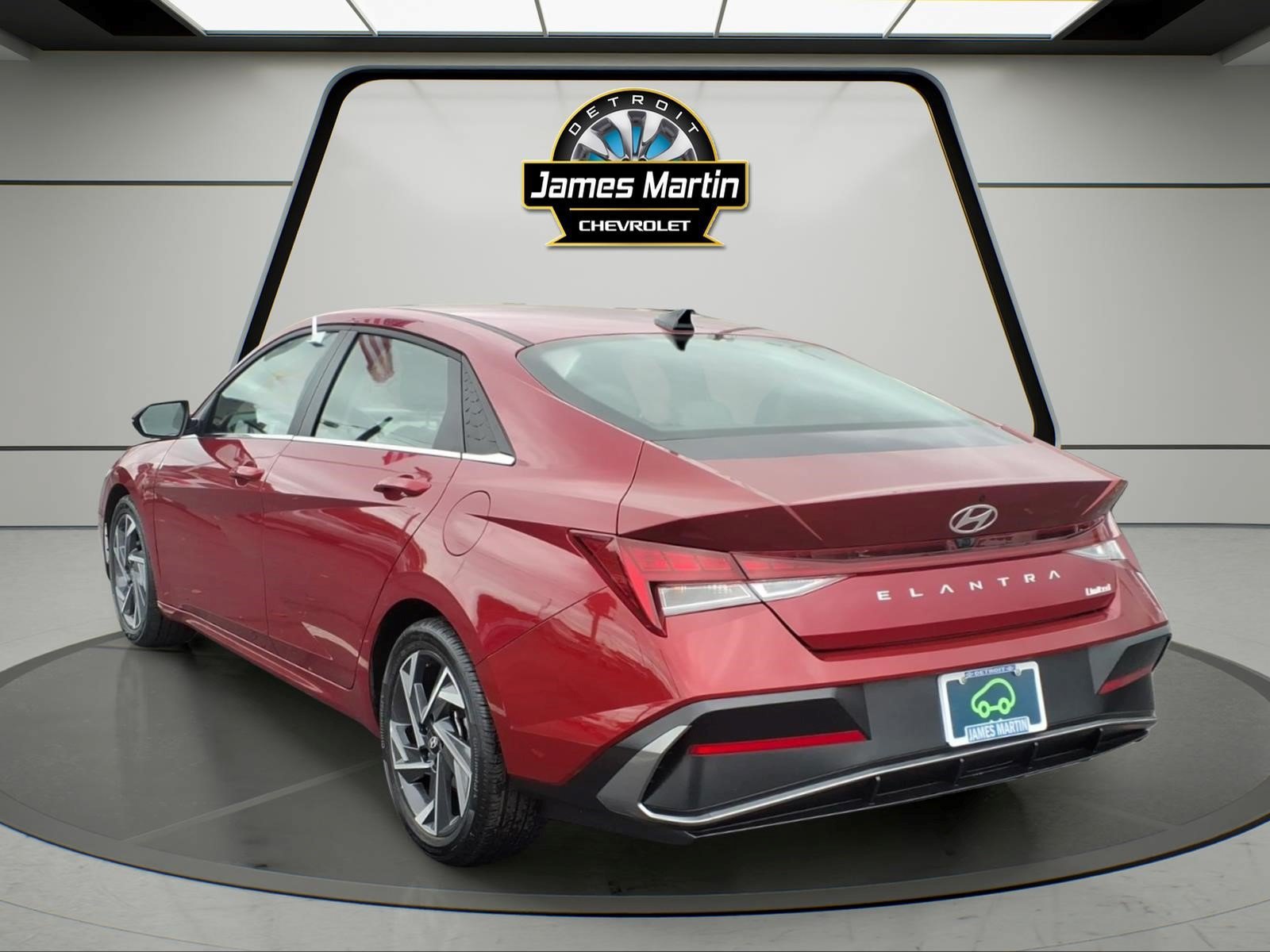 Used 2025 Hyundai Elantra Limited FWD image 6