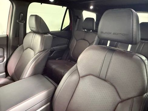 Used 2025 Honda Pilot Black Edition image 30