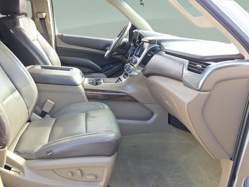 Used 2017 Chevrolet Tahoe LS image 19