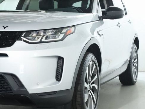 Certified 2022 Land Rover Discovery Sport S AWD/4WD image 14