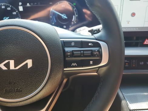 Used 2024 Kia Sportage SX Prestige AWD/4WD image 22