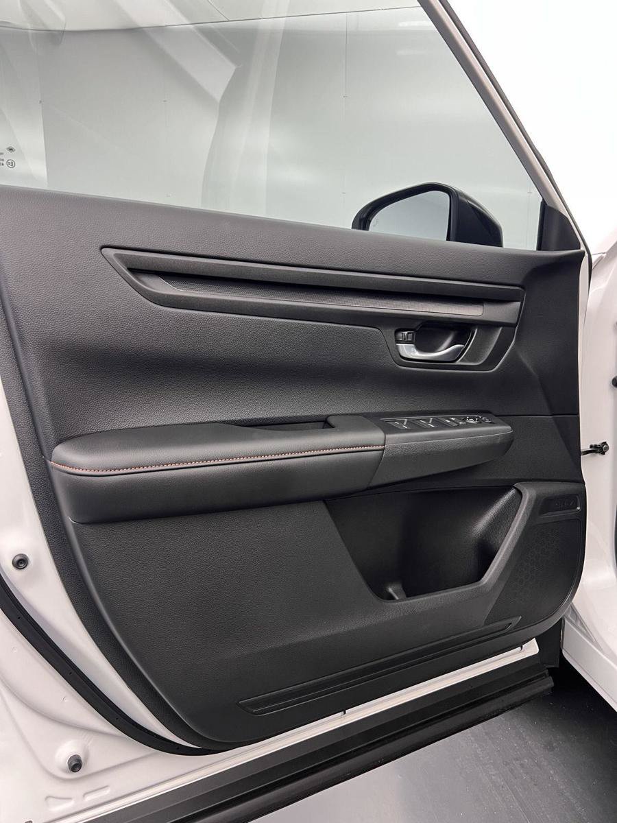 Used 2026 Honda CR-V Sport image 29