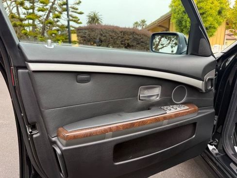 Used 2006 BMW 750i RWD image 34