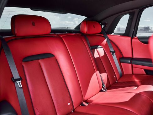 Used 2022 Rolls-Royce Ghost w/ Ghost Package image 50