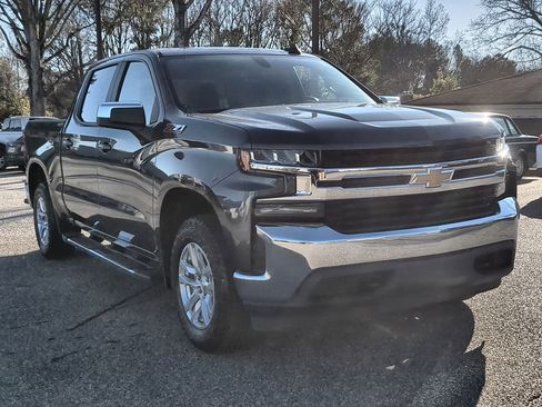 Used 2019 Chevrolet Silverado 1500 LT w/ All-Star Edition image 2