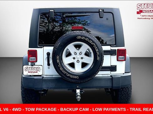 Used 2017 Jeep Wrangler Unlimited Sport w/ Quick Order Package 24S AWD/4WD image 5