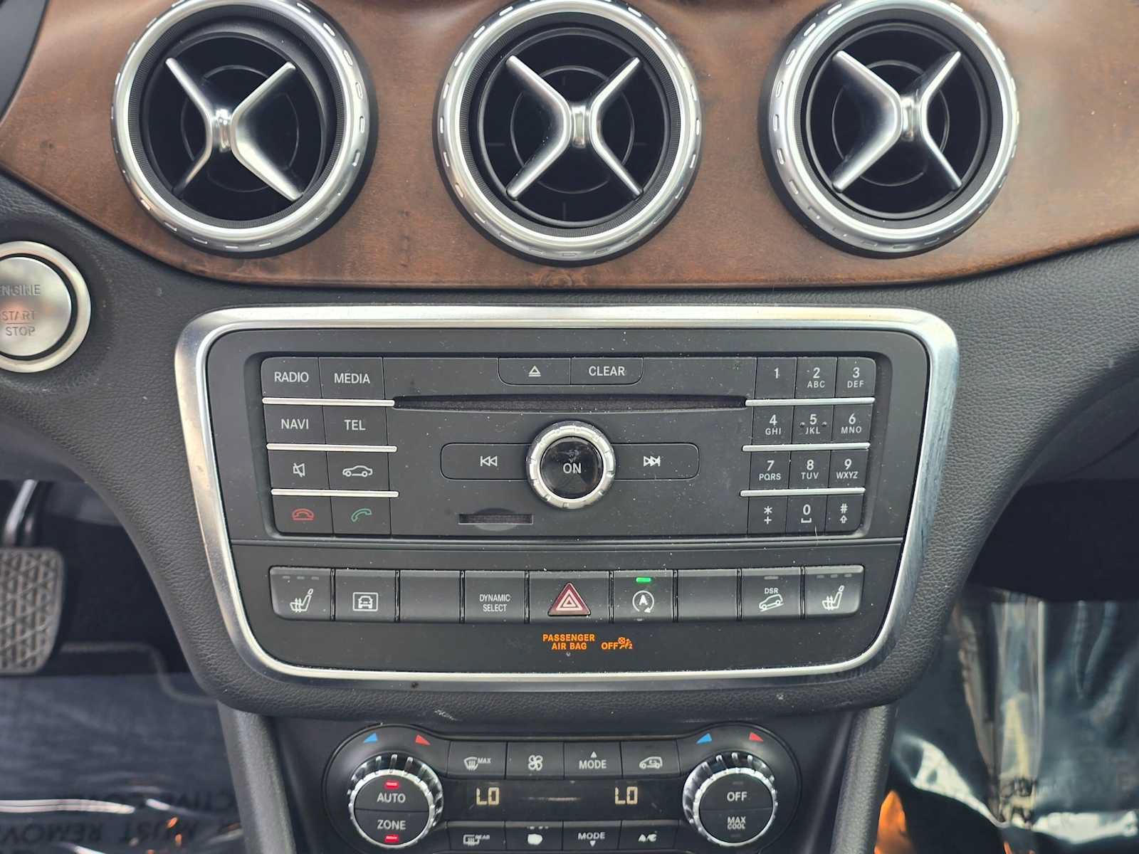 Used 2016 Mercedes-Benz GLA 250 4MATIC image 29